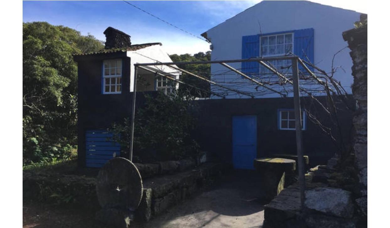 Adega Guest House Horta  Luaran gambar